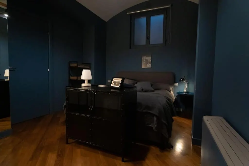 An Elegant Suite In Milan'S Art District