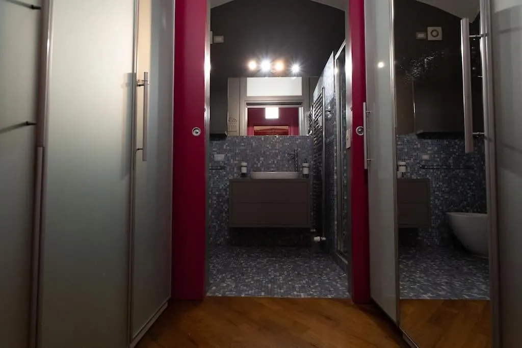 Apartment An Elegant Suite In Milan'S Art District
